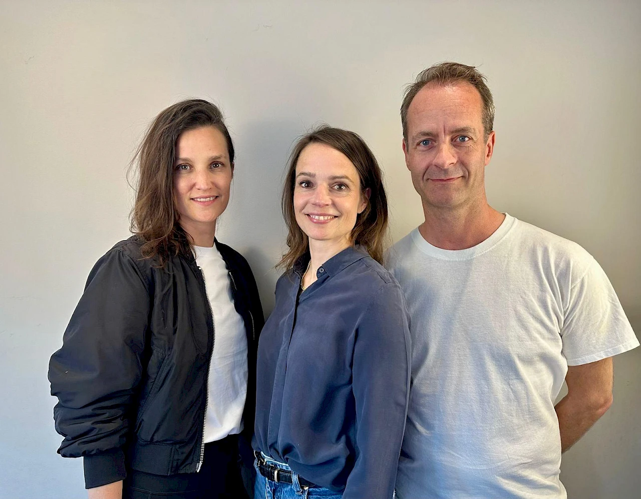 Ein Teil des Expertenteams rund um Evela Health: Dr. Valerie Kirchberger (Co-CEO und Gründerin), Eva-Maria Meijnen (Co-CEO und Gründerin) und PD Dr. Cornelius Remschmidt (Chief Science Officer)