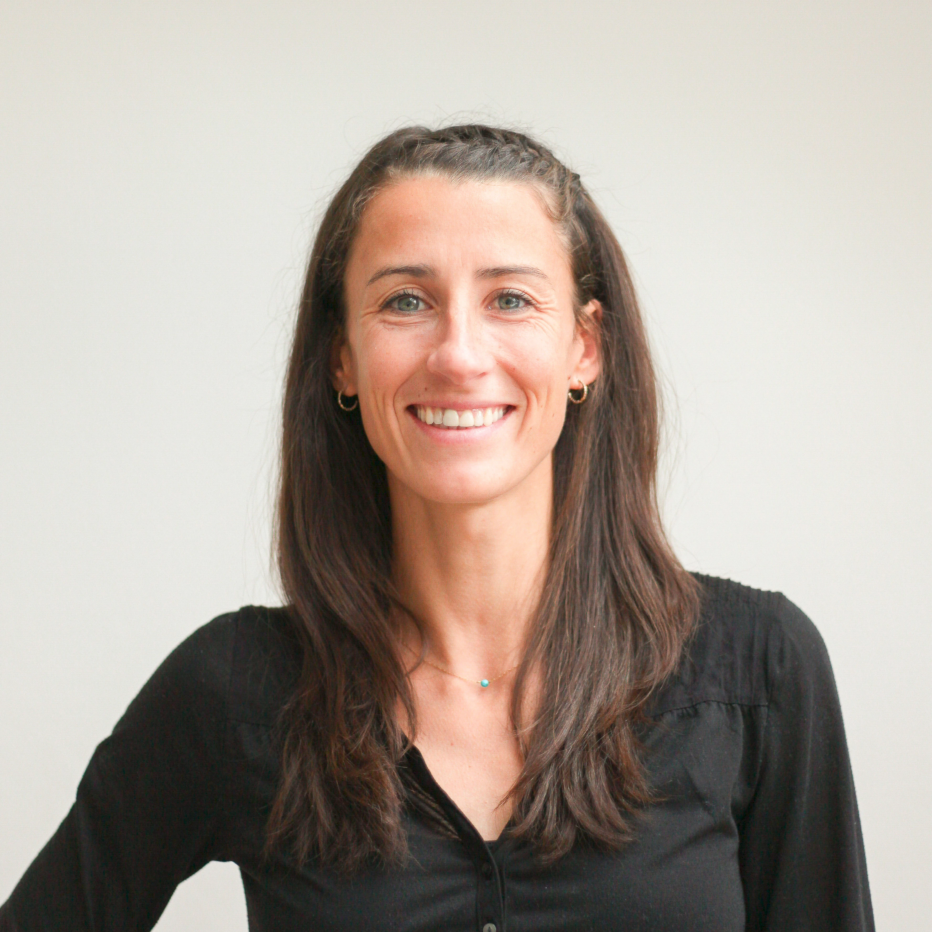 Dr. Leonie Maurer