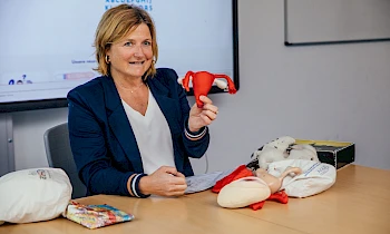 Pressefoto_AEGGF_Aufklaerung_an_Schulen_gunnar gellert.jpg
