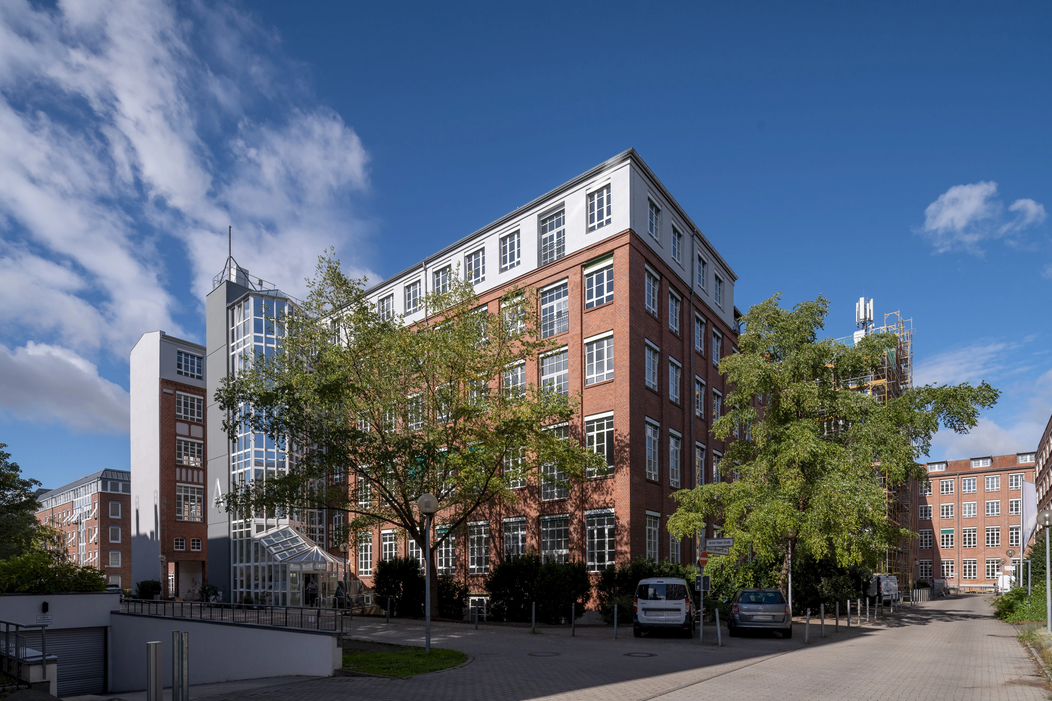 HanseMerkur Grund­ver­mögen finan­ziert Büro­im­mo­bilie mit staat­li­chen Mietern in Berlin