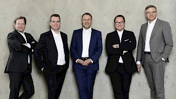 Gruppenfoto Gesamtvorstand HanseMerkur v.l.n.r (Holger Ehses, Johannes Ganser, Eberhard Sautter, Eric Bussert,  Raik Mildner)