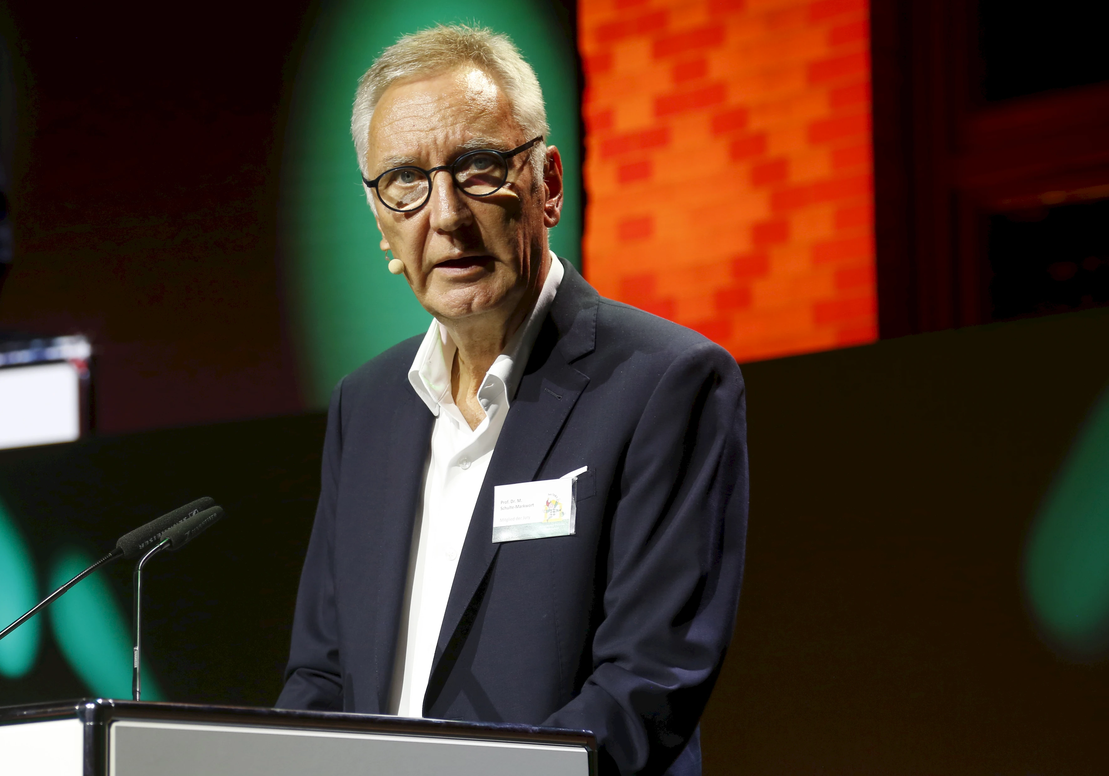 Hielt eine beeindruckende Laudation: Prof. Dr. Michael Schulte-Markwort